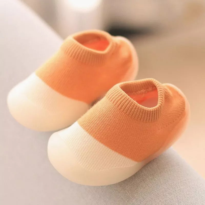 17 Of The Best Pairs Of Baby Shoes You Can Get On Amazon Best first shoes for baby