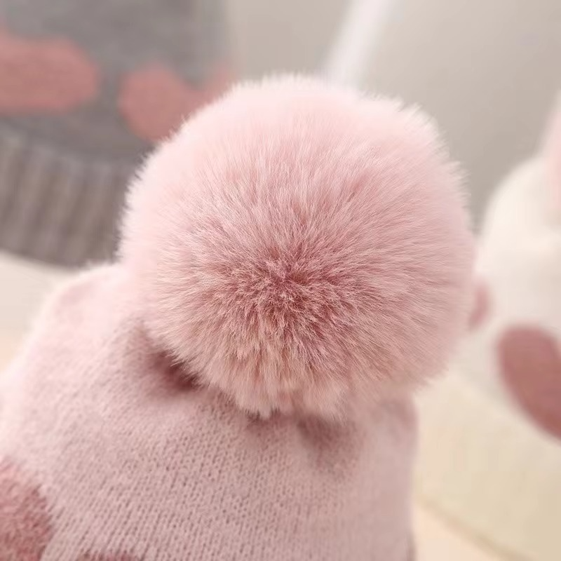 Warm Crochet Hat for Newborns – Unisex & Cute