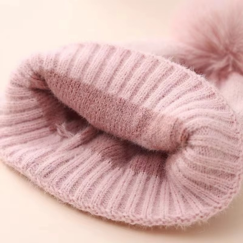 Warm Crochet Hat for Newborns – Unisex & Cute